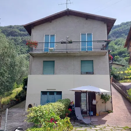 Mirta בית אירוח מאלצ'סינה